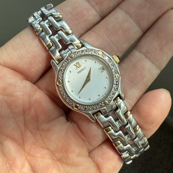 Vintage Seiko Ladies Two Tone Stainless Steel Wrist Watch 7N89-0449 Quartz Date - Picture 1 of 8
